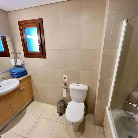 Perfect Getaway For 2 With Shared Pool شقة